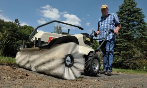 Kehrmaschinen bei Bendick in Mettingen